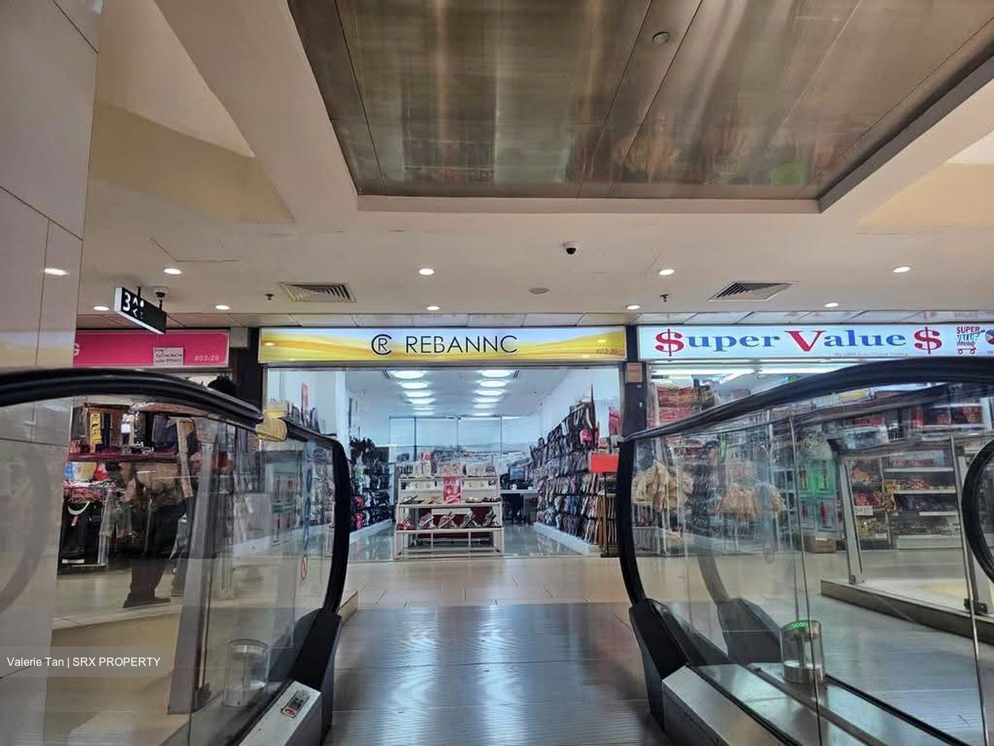 Lucky Plaza (D9), Retail #622078071